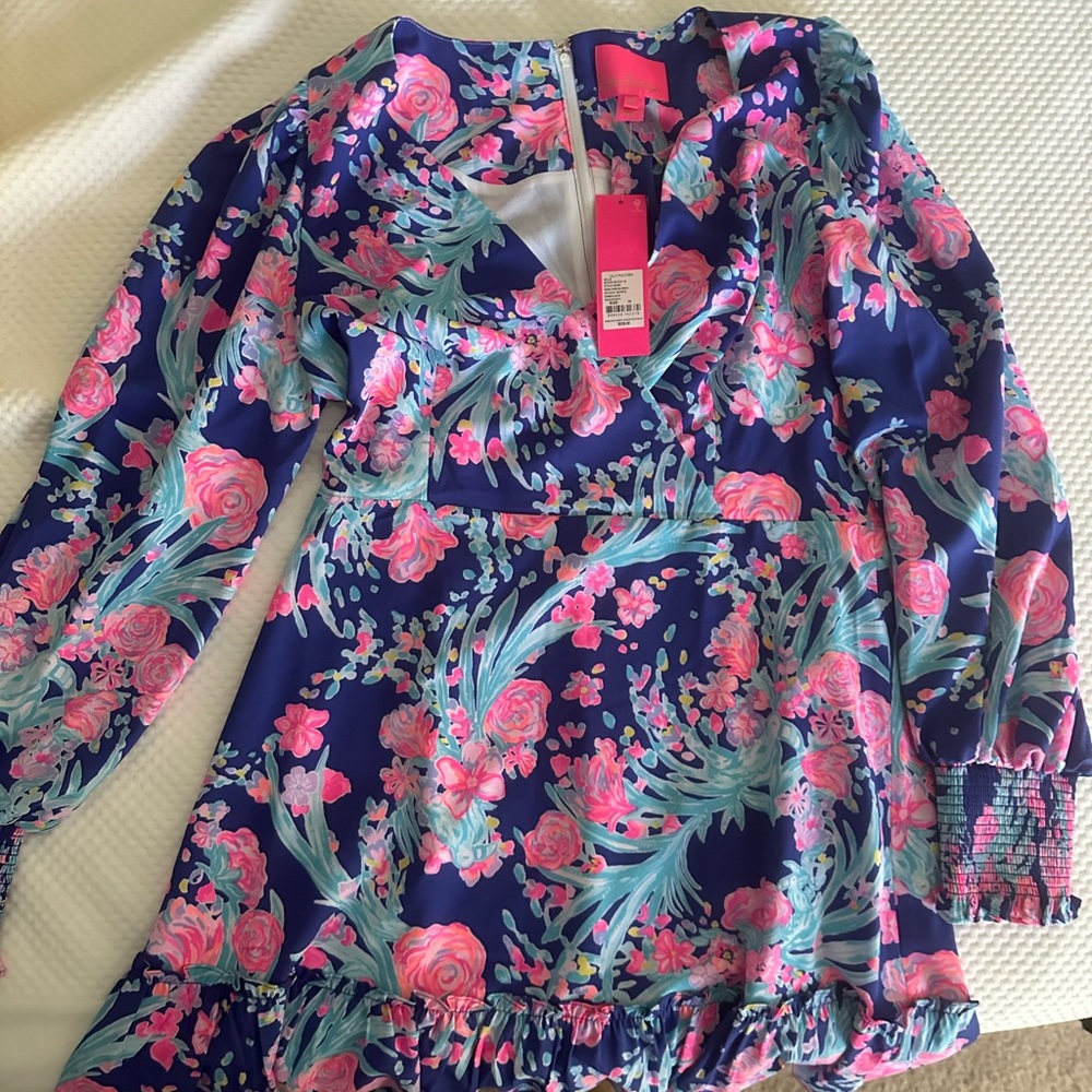 New with tag size 10 lily pulitzer Rosie stretch dress.